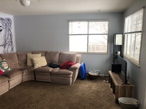 6 Cedar Ct, Unit 6 in Longmont, CO - Building Photo - Building Photo