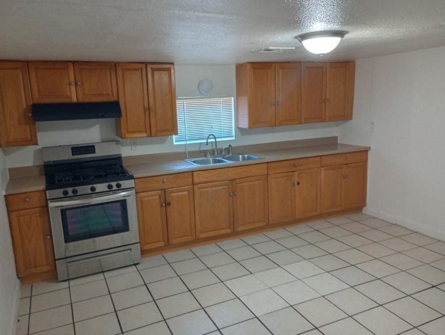 101 E 13th St in Eloy, AZ - Building Photo