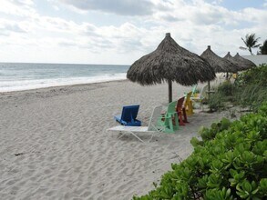 3912 S Ocean Blvd in Highland Beach, FL - Building Photo - Building Photo