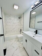 1336 Wakeby Ln in Schaumburg, IL - Building Photo - Building Photo