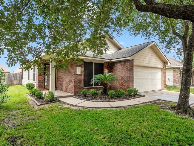 property at 21639 Falvel Lake Dr