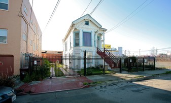 873 29th St Apartamentos