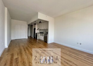 409 Eastern Pkwy in Brooklyn, NY - Building Photo - Building Photo