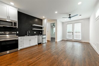 425 W 21st St in Houston, TX - Building Photo - Building Photo