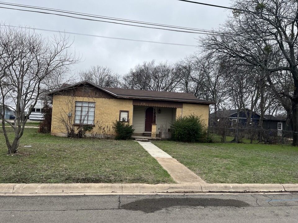 1603 N Park St in Killeen, TX - Building Photo