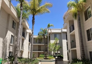 3078 Broadway, Unit 314 in San Diego, CA - Foto de edificio - Building Photo