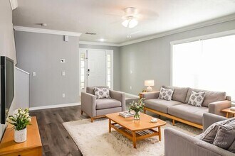 8534 Hawbuck St in Trinity, FL - Building Photo - Building Photo