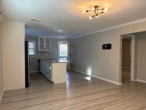 508 Fisher Ave in High Point, NC - Building Photo - Building Photo