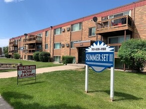 Summerset Apartments in Fargo, ND - Building Photo - Interior Photo