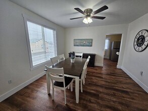 204 Bierney Creek Rd in Lakeside, MT - Foto de edificio - Building Photo