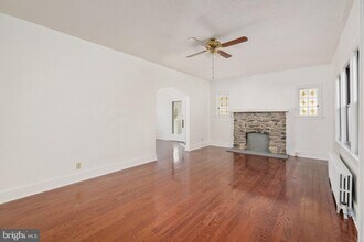 20 Easton Rd in Riegelsville, PA - Building Photo - Building Photo