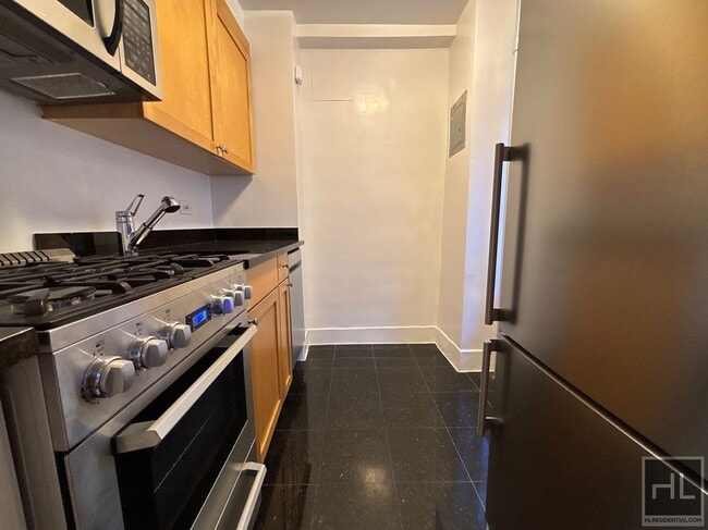 Christopher Street, Unit 4N in New York, NY - Foto de edificio - Building Photo