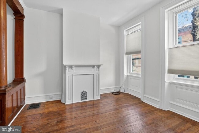 property at 1910 N Howard St