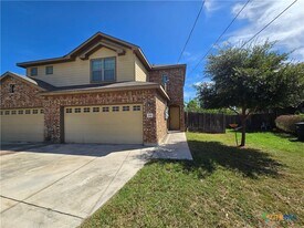 292 Rosalie Dr in New Braunfels, TX - Building Photo
