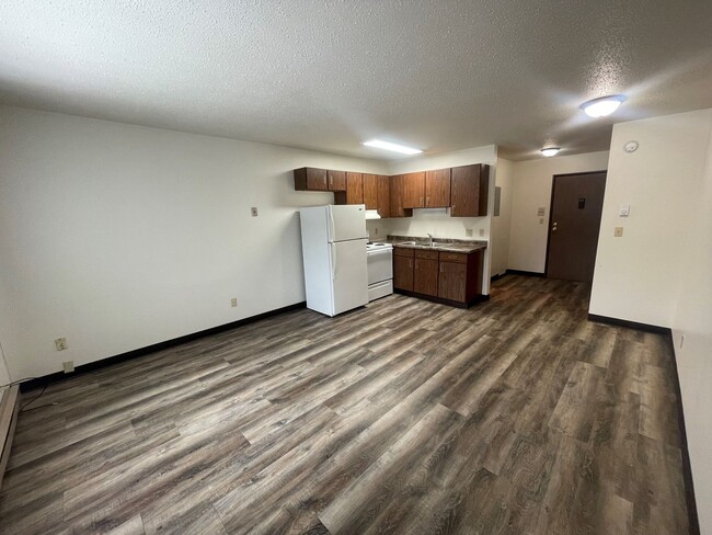 Summerset Apartments in Fargo, ND - Building Photo - Building Photo