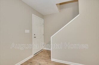 136 Chalet N Blvd in North Augusta, SC - Building Photo - Building Photo