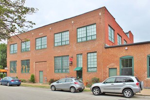 Hyde Park South in St. Louis, MO - Building Photo