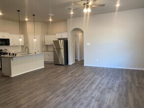 1404 15th St in Shallowater, TX - Building Photo - Building Photo