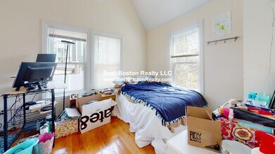 23 Porter St in Somerville, MA - Building Photo - Building Photo