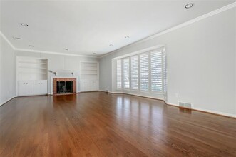 6926 Colfax Dr in Dallas, TX - Building Photo - Building Photo