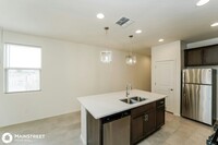 10743 W Dickerson Dr in Marana, AZ - Foto de edificio - Building Photo