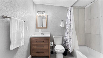 2114 King Richard Rd in Melbourne, FL - Building Photo - Building Photo