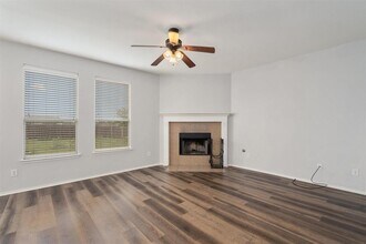 2277 Green Meadows Ln in Buda, TX - Building Photo - Building Photo