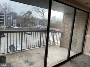 7585 Margate Ct-Unit -201 in Manassas, VA - Building Photo - Building Photo