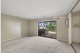 3920 Whooping Crane Cir in Virginia Beach, VA - Building Photo - Building Photo