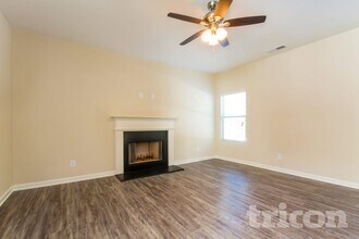 457 Shady Glen in Dallas, GA - Building Photo - Building Photo