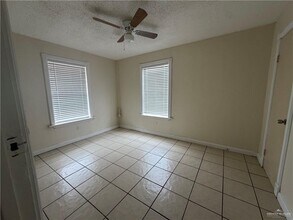6 N 29th St in McAllen, TX - Building Photo - Building Photo