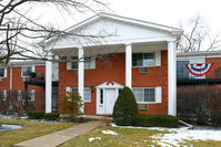 101-111 N Lincoln Ln in Arlington Heights, IL - Building Photo - Building Photo