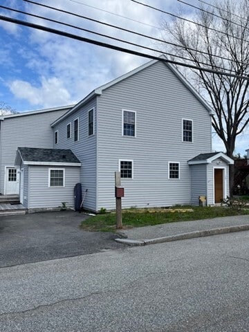 139 W Main St