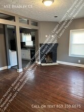 453 Bradley Ct in Lexington, KY - Building Photo - Building Photo