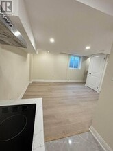 60 Wakelin Terrace in St Catharines, ON - Building Photo - Building Photo