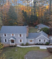 1532 Huntingdon Trail in Atlanta, GA - Building Photo