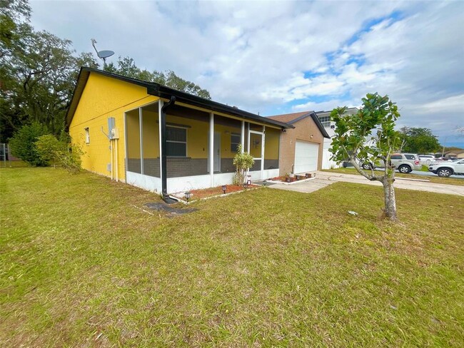 2430 Sable Dr in Kissimmee, FL - Building Photo - Building Photo