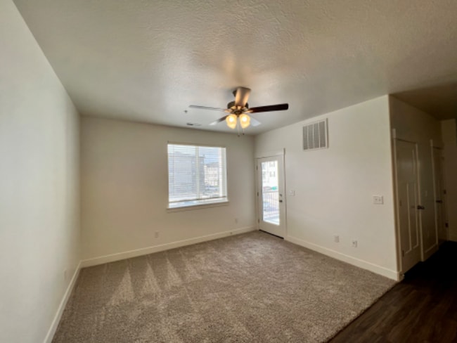 3364 Hardman Way in Lehi, UT - Building Photo - Building Photo