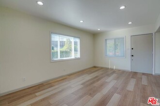 11310 Argan Ave in Los Angeles, CA - Building Photo - Building Photo