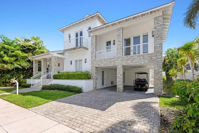 689 Glenridge Rd in Key Biscayne, FL - Building Photo - Building Photo