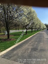 2623 Bloom Dr in Columbus, OH - Building Photo - Building Photo