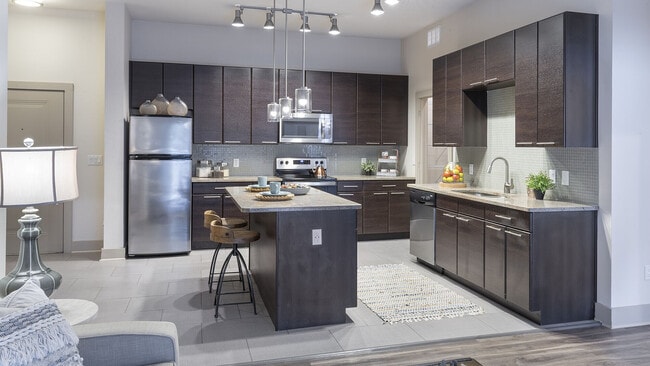 Uptown at St. John's in Jacksonville, FL - Building Photo - Building Photo