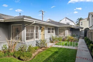 2002 Clay St in Newport Beach, CA - Building Photo