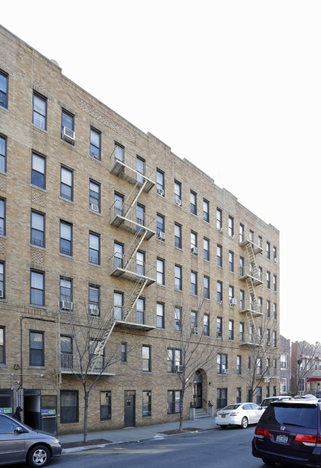 1990 Gleason Ave in Bronx, NY - Building Photo - Building Photo