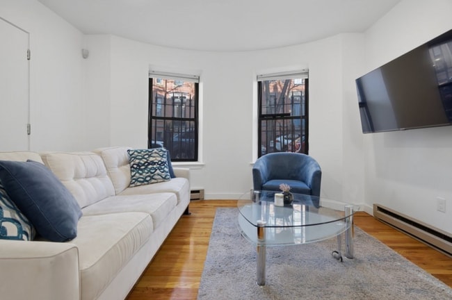 46 Dwight St, Unit 2 in Boston, MA - Building Photo - Building Photo