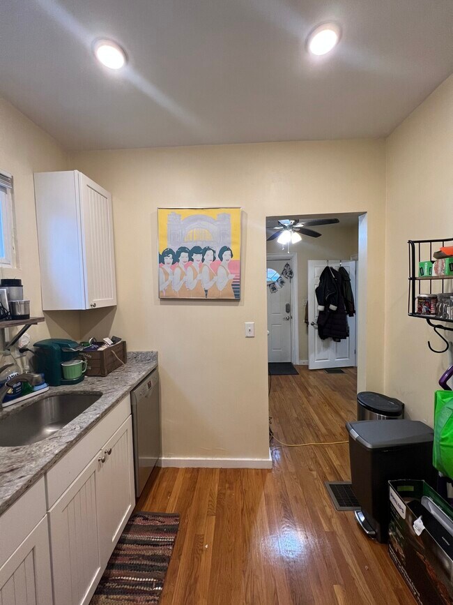 2 Otis St Apartments and Nearby Somerville Apartments For Rent