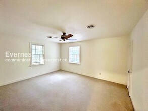 508 Newport Ave in Williamsburg, VA - Foto de edificio - Building Photo