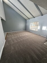 5025 E Weaver Ave in Centennial, CO - Building Photo - Building Photo