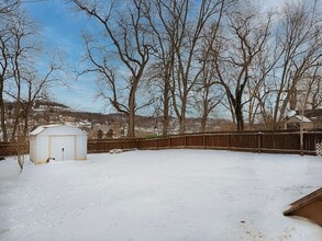 130 Boroview Ave in Carnegie, PA - Foto de edificio - Building Photo