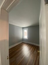 55 Chase St, Unit 2 in Burlington, VT - Foto de edificio - Building Photo
